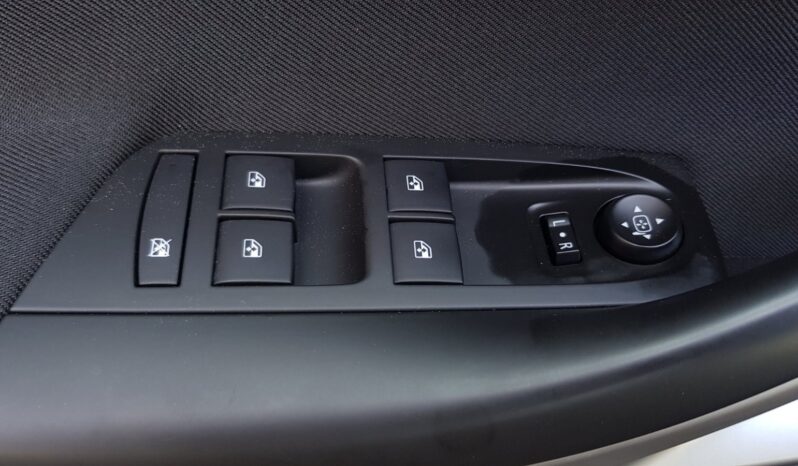 Opel Astra 1.6 CDTI full