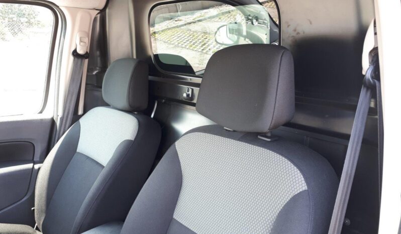 TERETNO: Renault Kangoo Express 1.5 dCi full