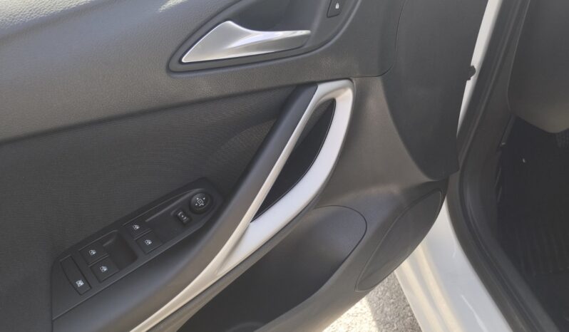 Opel Astra ST 1.5 CDTI full