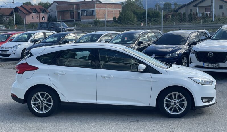 Ford Focus 1.5 TDCI Business NAVI full
