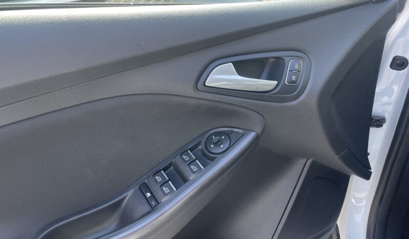 Ford Focus 1.5 TDCI Business NAVI full