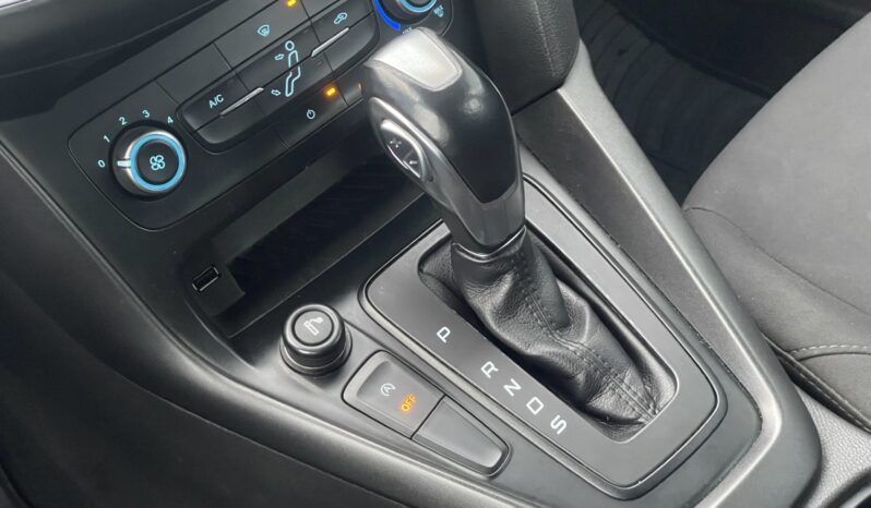 Ford Focus Wagon 1.5 TDCI AUTO Business full