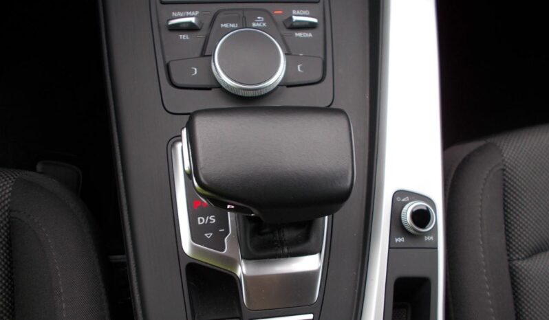 Audi A4 Avant 2.0 TDI DSG7 full