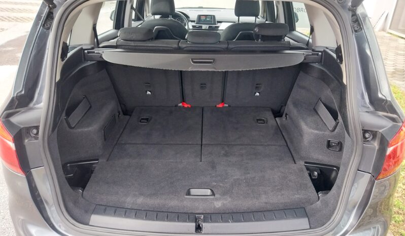 BMW 218d Gran Tourer 2.0d full