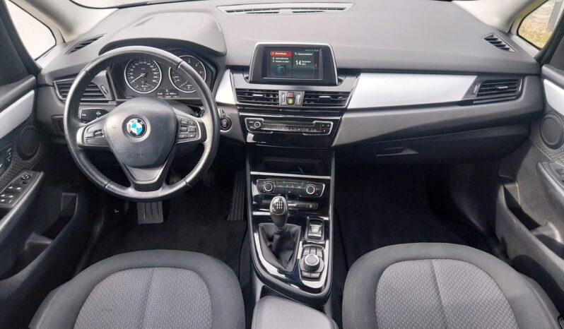 BMW 218d Gran Tourer 2.0d full