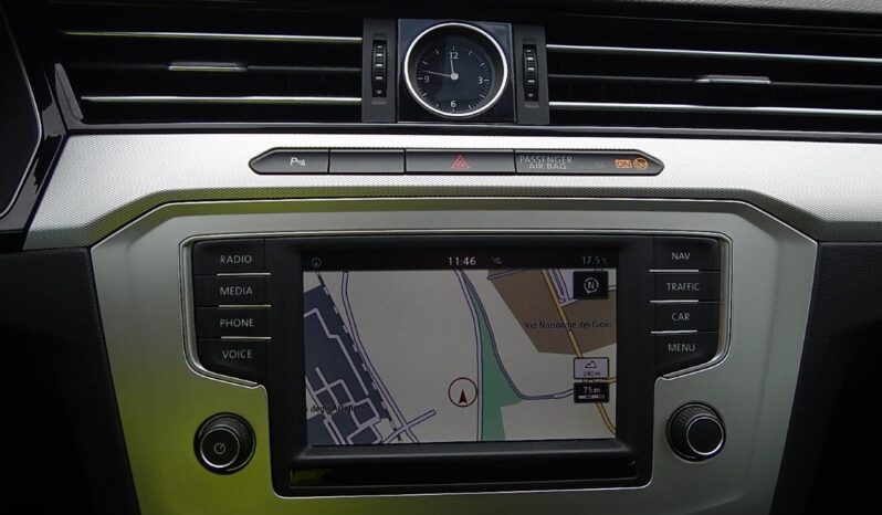 VW Passat SW 1.6 TDI DSG Bussiness full