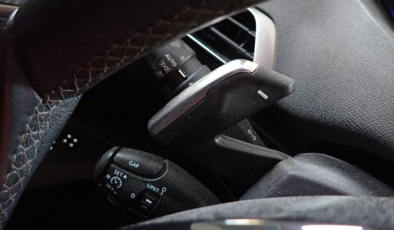 Peugeot 3008 1.5 blueHDI EAT8 full