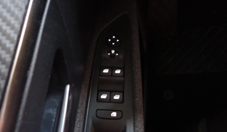 Peugeot 3008 1.5 blueHDI EAT8 full