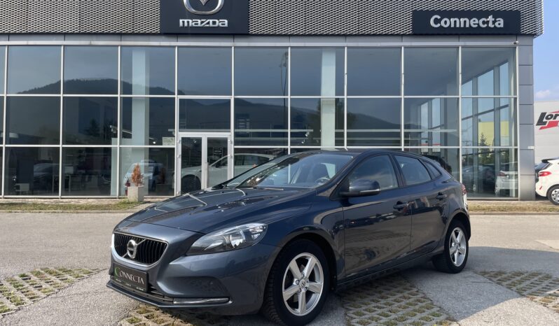 Volvo V40 D2 2.0d 2018. full