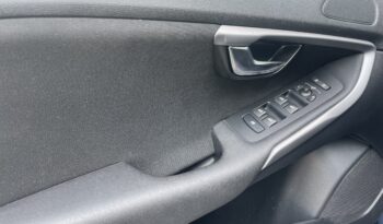 Volvo V40 D2 2.0d 2018. full