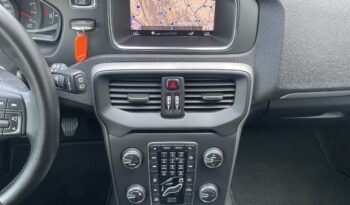 Volvo V40 D2 2.0d 2018. full