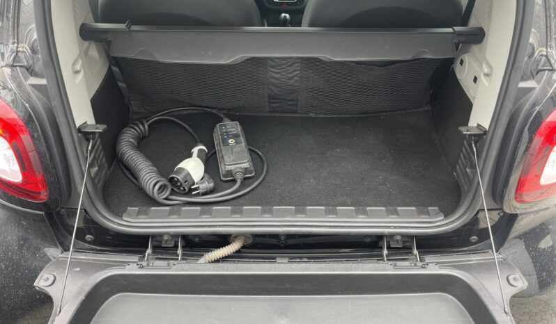 TOP PONUDA: Smart EQ ForTwo Passion 2020. full