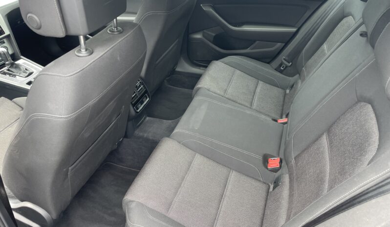 VW Passat SW 1.6 TDI DSG Business 2018. full