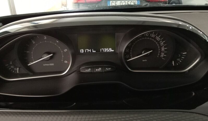 Peugeot 2008 1.6 blueHDi 2017. full
