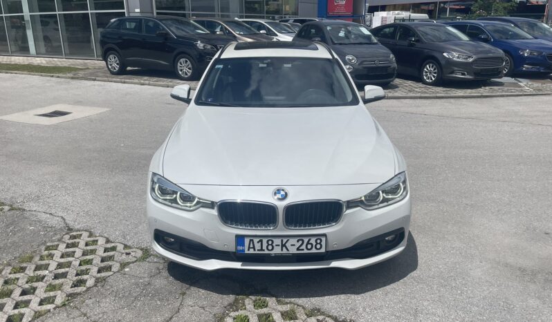 BMW 320d Wagon Automatik xDrive Panorama 2018. full