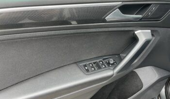 Volkswagen Tiguan R-Line 2.0 TDI 4MOTION Highline 2019. full