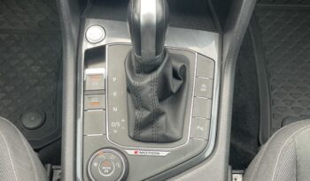 Volkswagen Tiguan R-Line 2.0 TDI 4MOTION Highline 2019. full