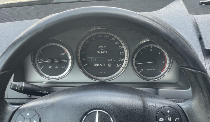 Mercedes-Benz C220 CDI Avantgarde Automatik W204 2010. full
