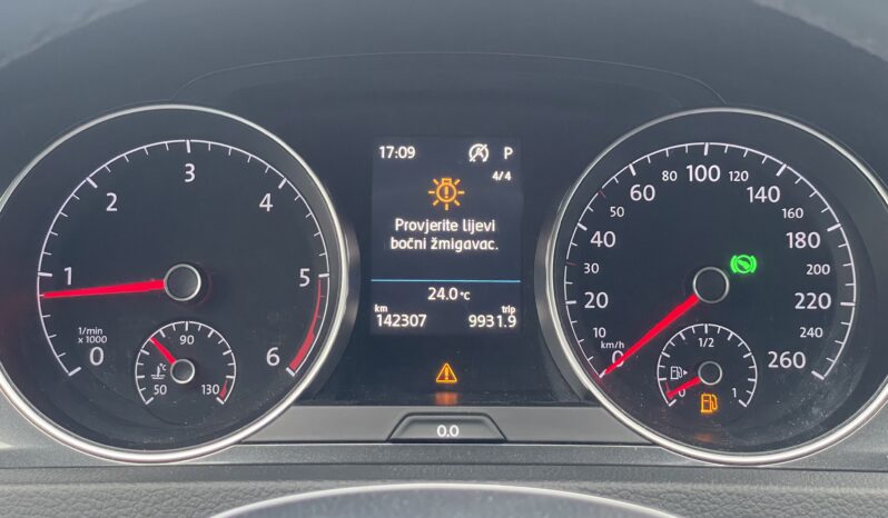 VW Volkswagen Golf 1.6 TDI DSG (Automatik) 2017. full