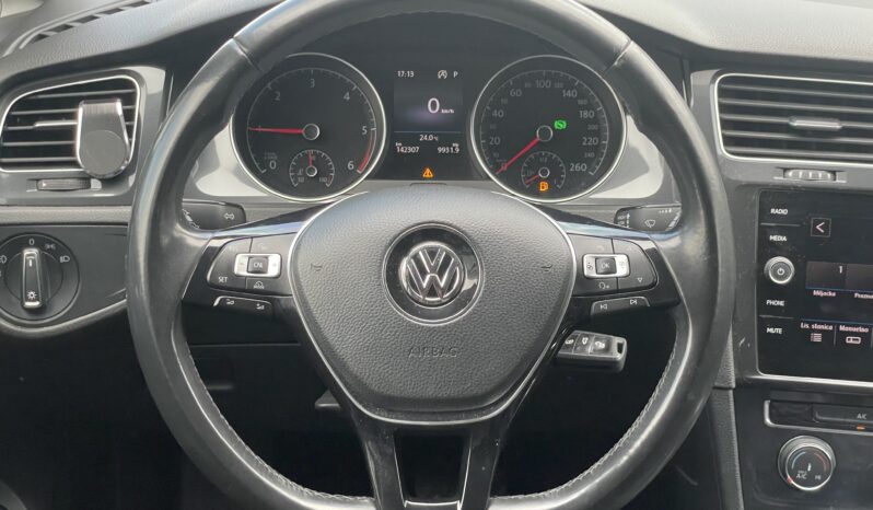 VW Volkswagen Golf 1.6 TDI DSG (Automatik) 2017. full