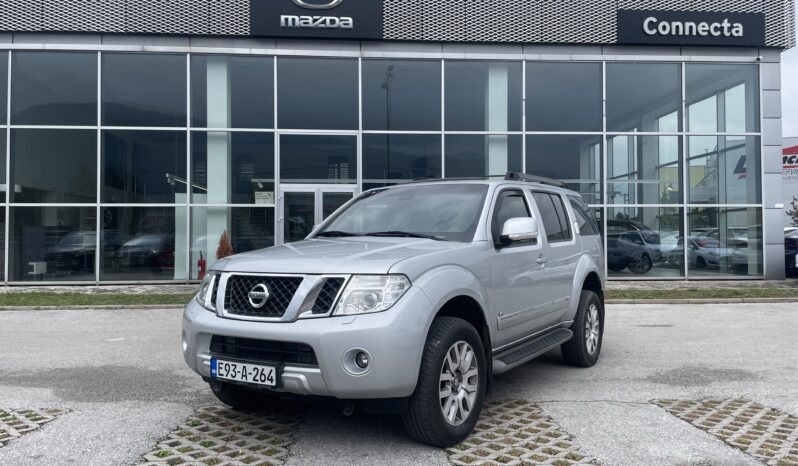 Nissan Pathfinder V6 4X4 Automatik 2014 full