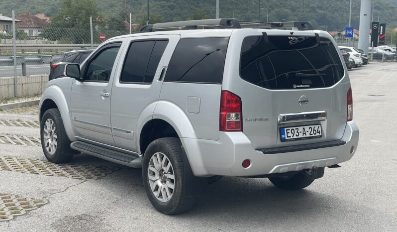 Nissan Pathfinder V6 4X4 Automatik 2014 full