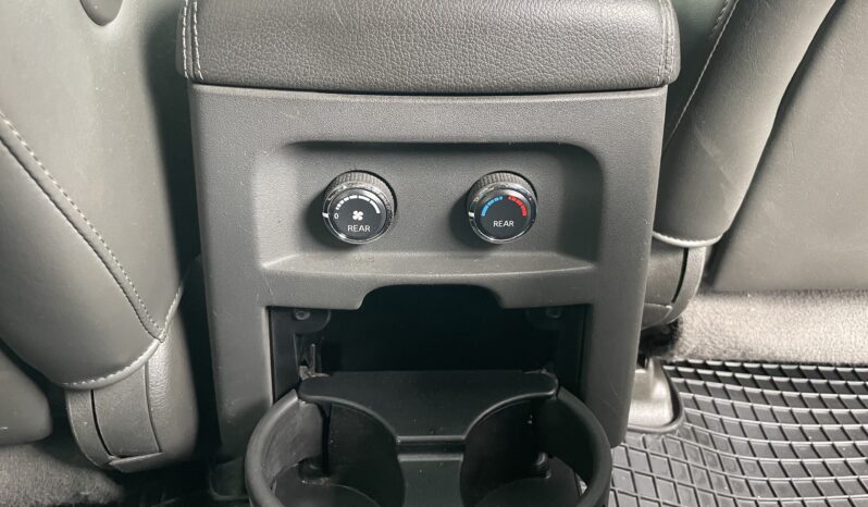 Nissan Pathfinder V6 4X4 Automatik 2014 full