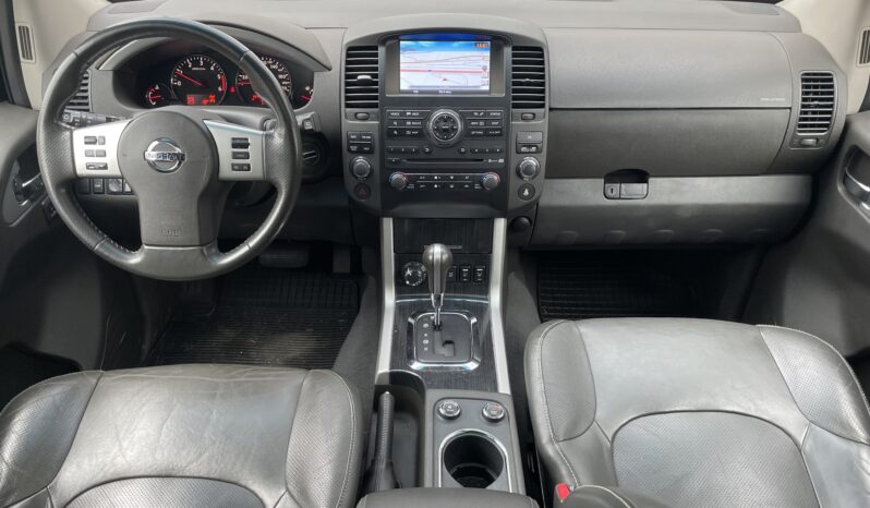 Nissan Pathfinder V6 4X4 Automatik 2014 full