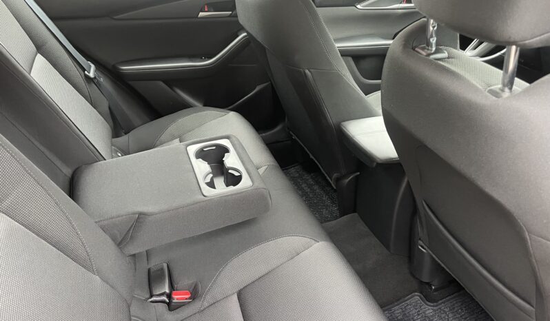 Mazda CX-30 G122 2021. full