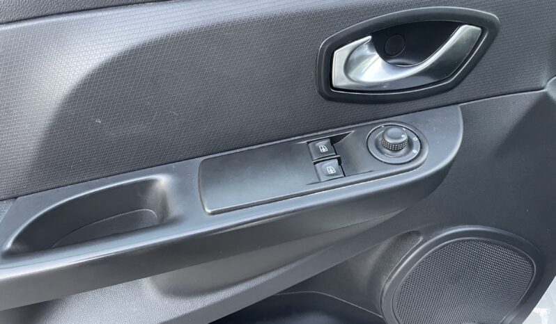 Renault Clio 1.5 dCi 2016 full